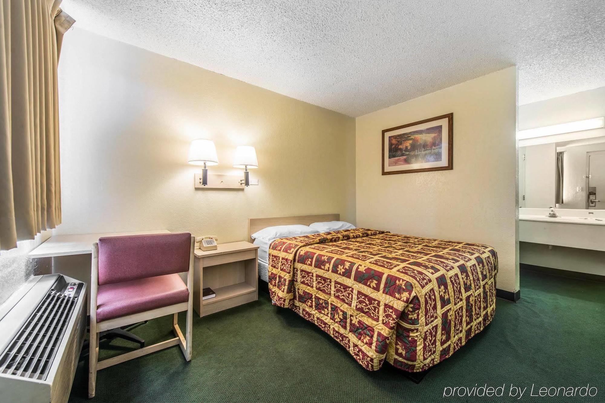 Rodeway Inn Pueblo Exterior foto