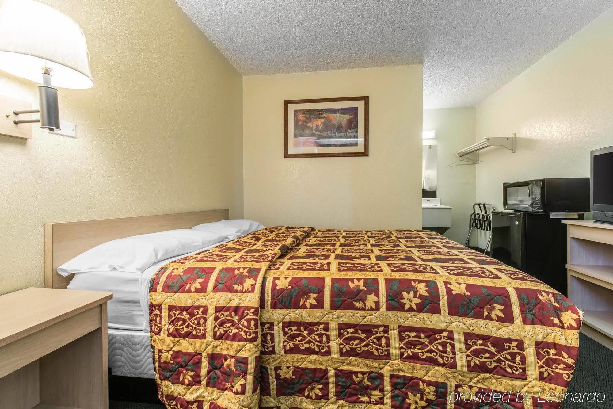 Rodeway Inn Pueblo Exterior foto